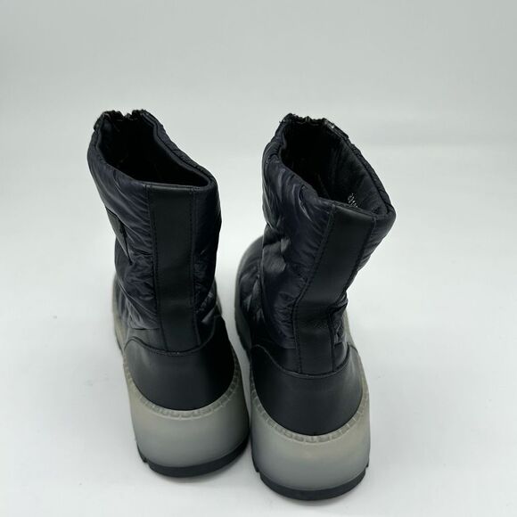 Aquatalia
Amii Leather Zip Ankle Boots - Picture 6 of 7